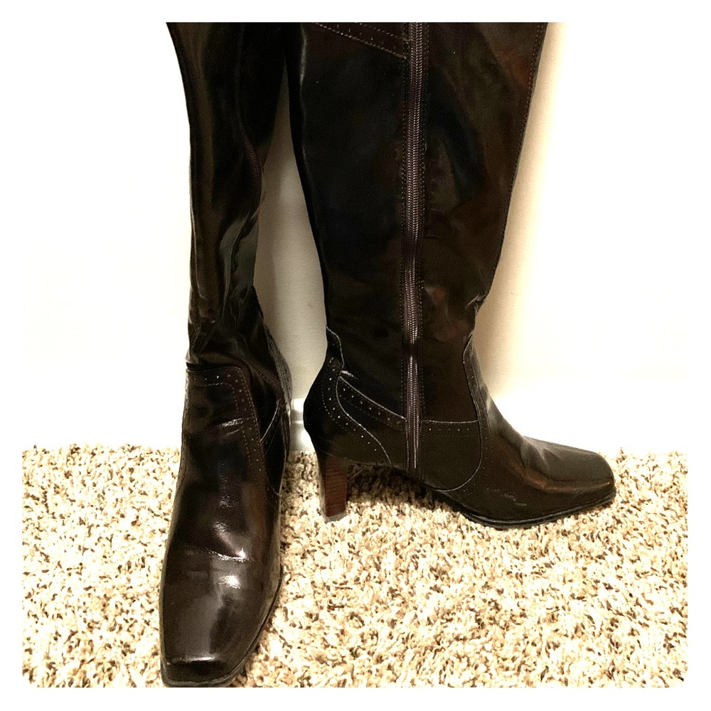 Vintage Etienne Aigner Karley Dark Brown knee boot